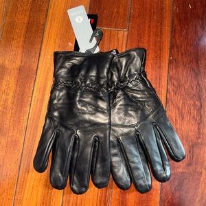 Elegant Black Leather Gloves